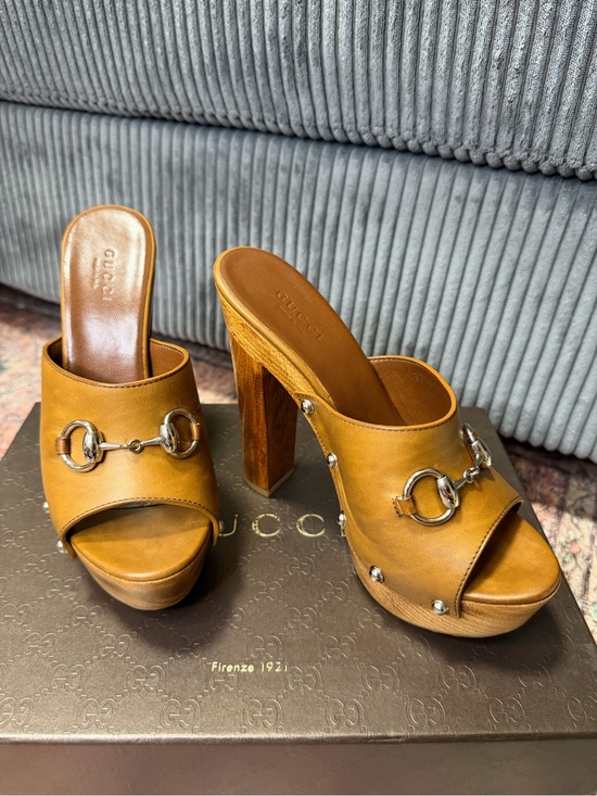 Gucci Shoes - Vintage Gucci Women's Tan Leather Horsebit Platform Mules